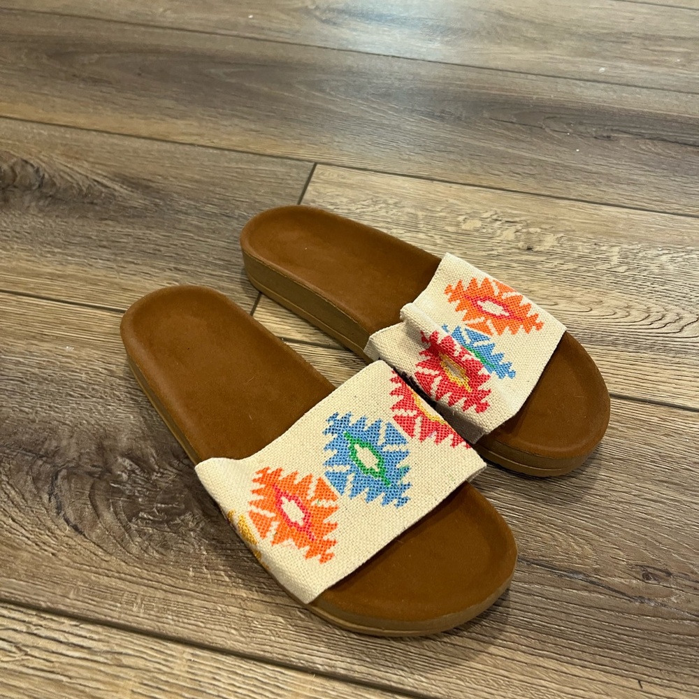 Colorful Embroidered Women's Sandals
